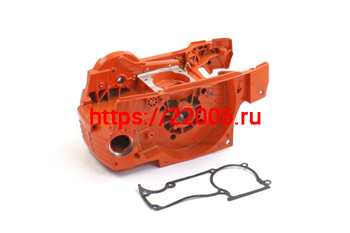 Картер двигателя HUSQVARNA 365,372 Картер двигателя HUSQVARNA 365,372
